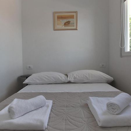 Apartment With Terrace And Sea View - Lucic Trogir Zewnętrze zdjęcie